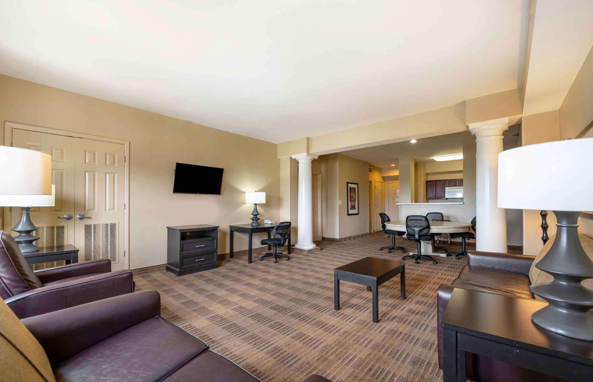 เอ็กซ์เทนด์ สเตย์ อเมริกา อินเดียนาโพลิส นอร์ทเวสต์ I 465 Hotel ภายนอก รูปภาพ